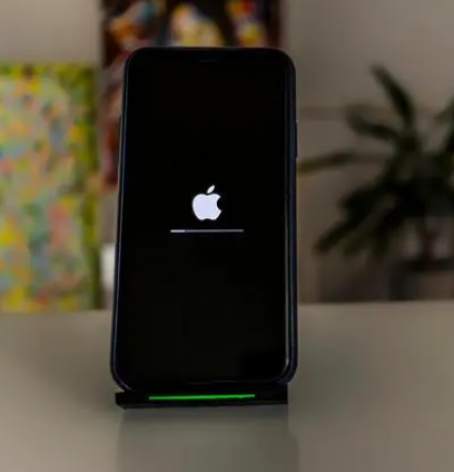 南江苹果手机维修分享更新iOS 16时卡在滑动升级界面解决办法 